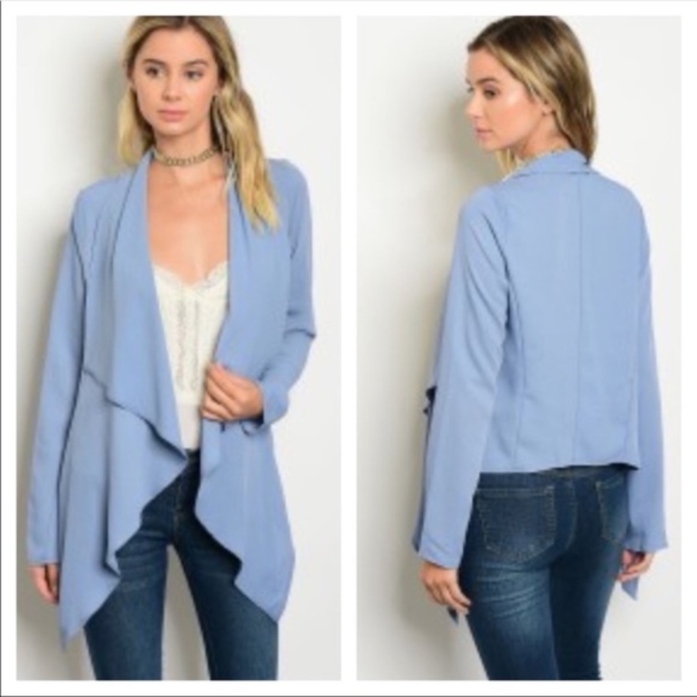 SALE✨BLUE OPEN DRAPE FRONT LIGHTWEIGHT TOP OR‎ JACKET-NEW